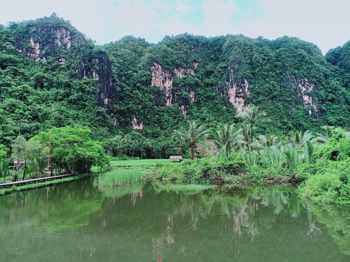 Kampoeng Karst Rammang Rammang Guest House Kasijala Exterior photo