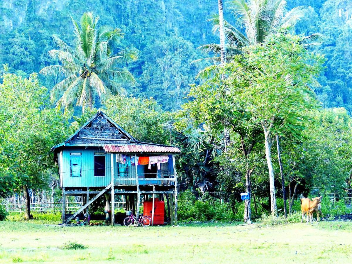 Kampoeng Karst Rammang Rammang Guest House Kasijala Exterior photo