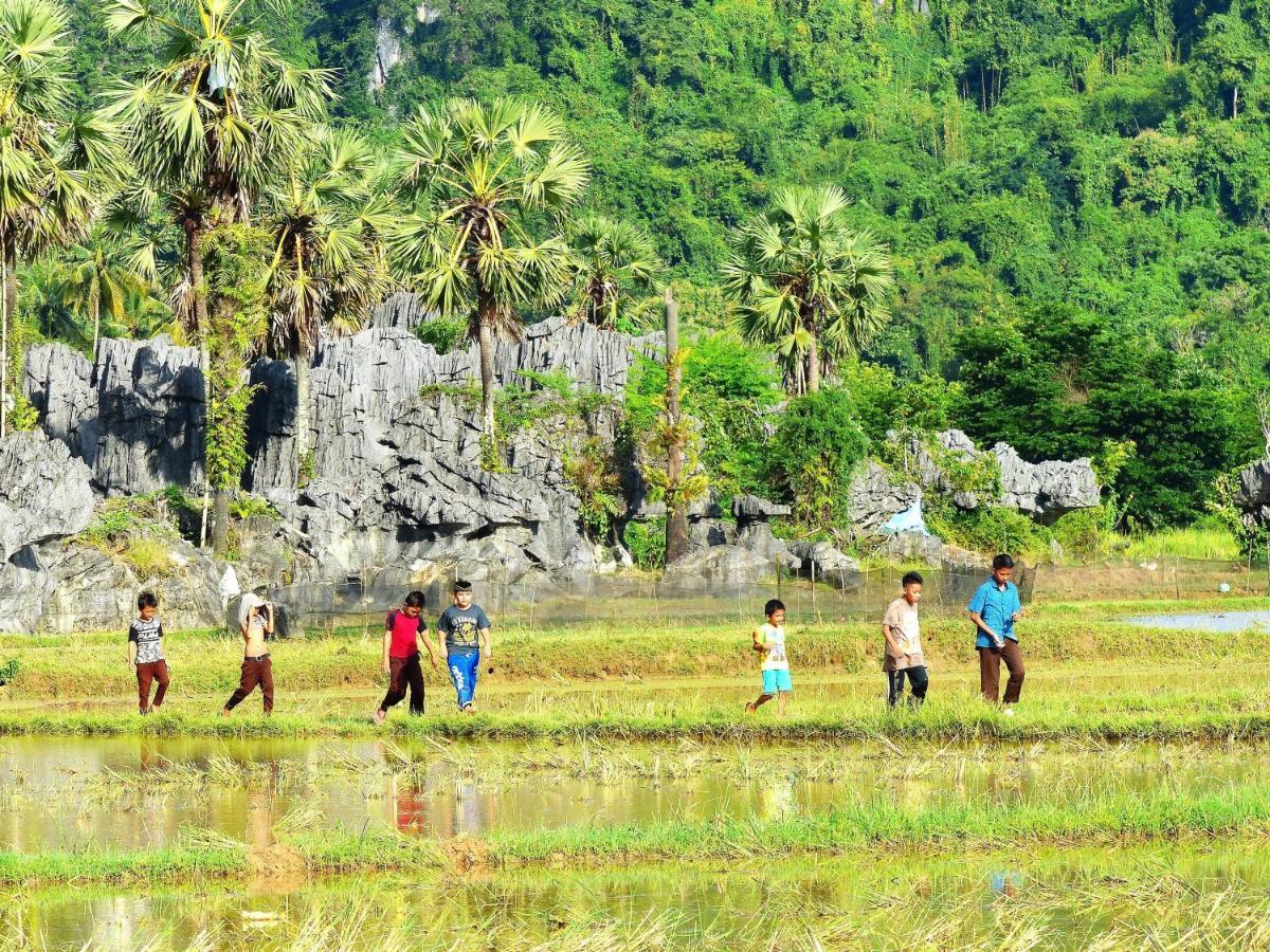 Kampoeng Karst Rammang Rammang Guest House Kasijala Exterior photo