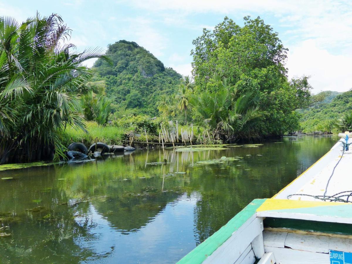 Kampoeng Karst Rammang Rammang Guest House Kasijala Exterior photo