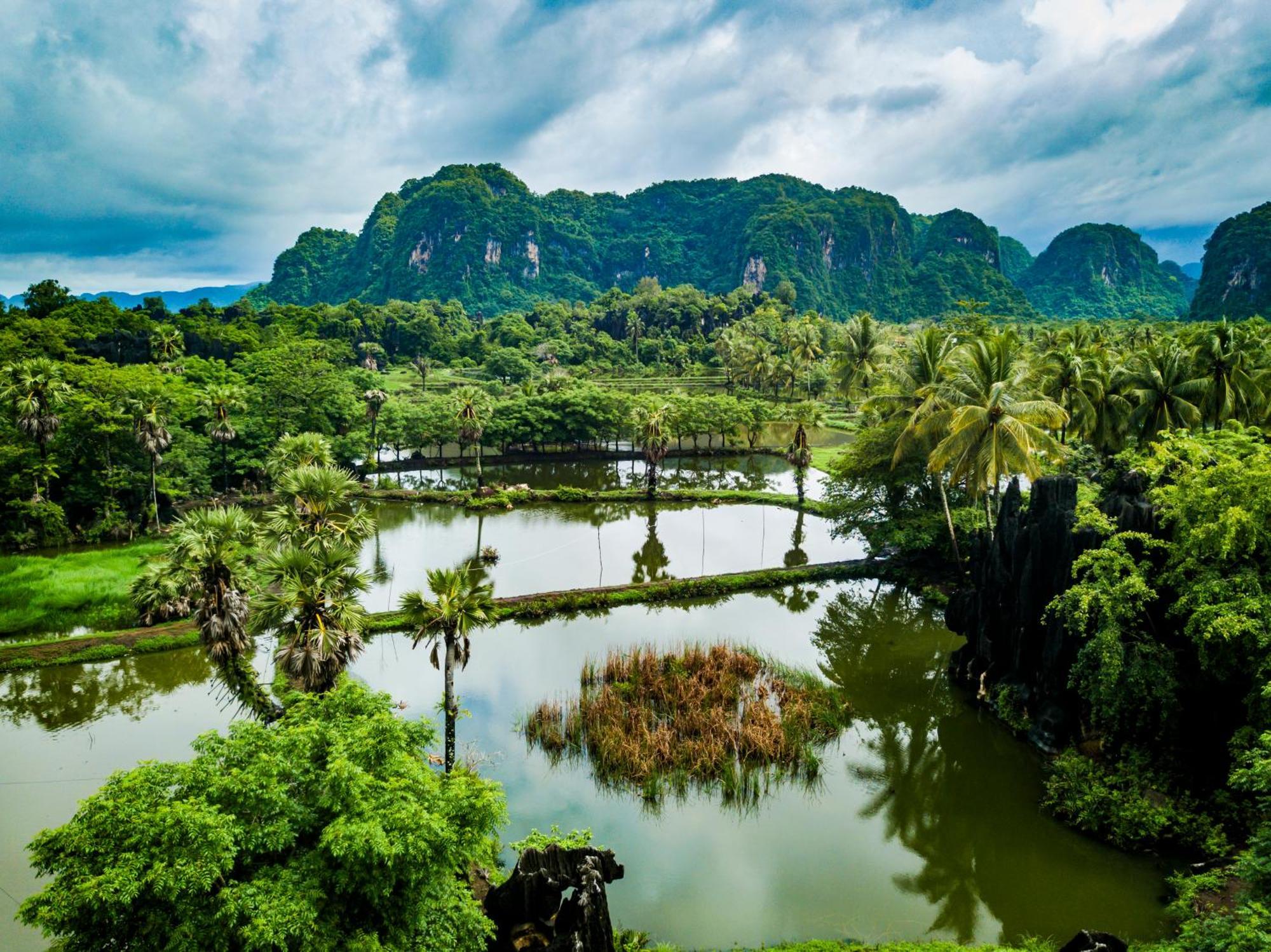 Kampoeng Karst Rammang Rammang Guest House Kasijala Exterior photo